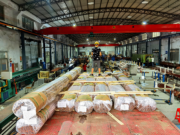 鋒源老廠(chǎng)車(chē)間