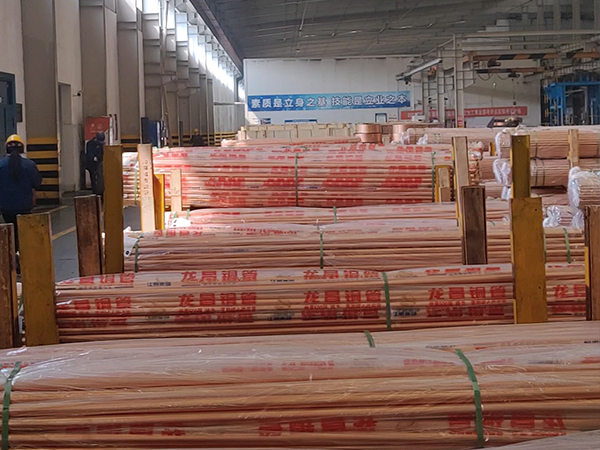 銅直管倉(cāng)庫(kù)展示